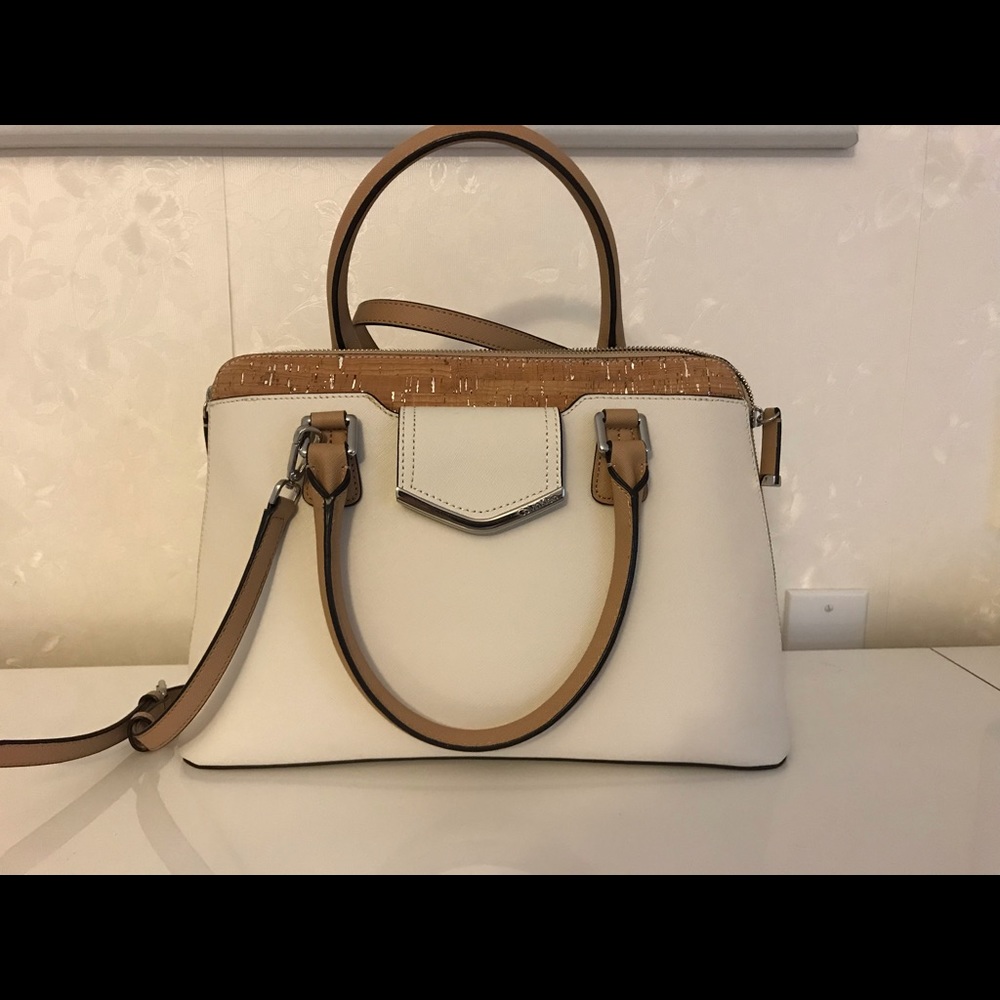 White/tan Calvin Klein handbag